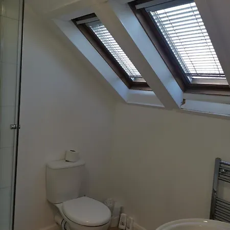 Unique Studio III With Free Wifi Maidstone Exterior photo